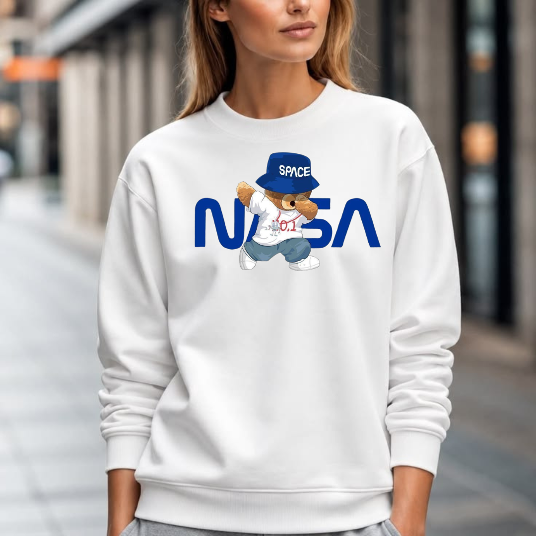 MNW WOMEN Out of This World Streetwear