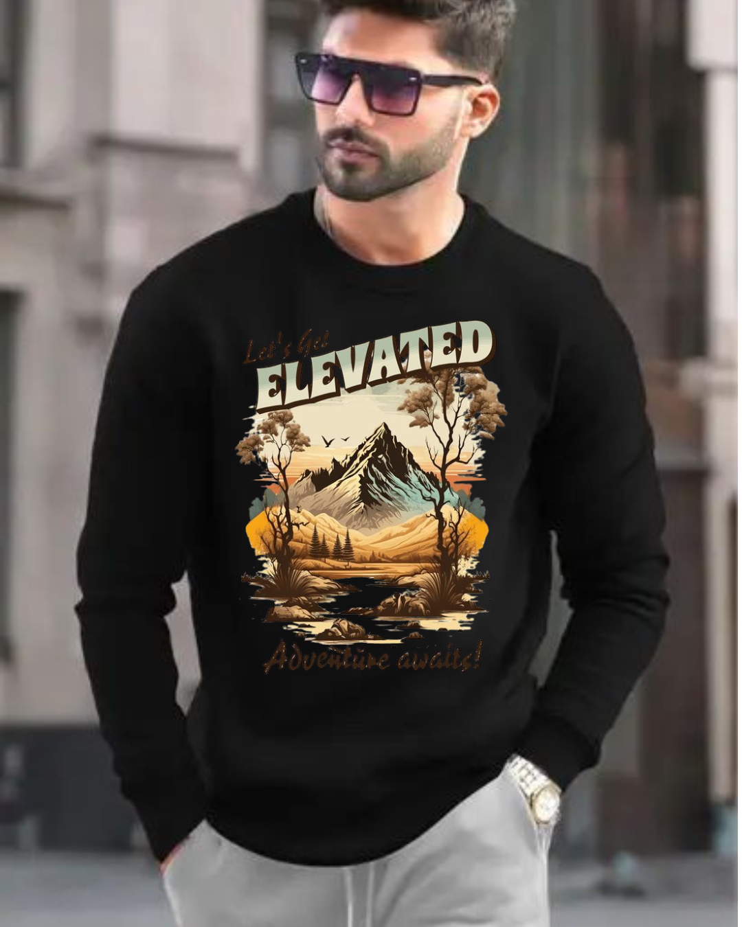 MNW Sweatshirt Answering the Call of the Wild